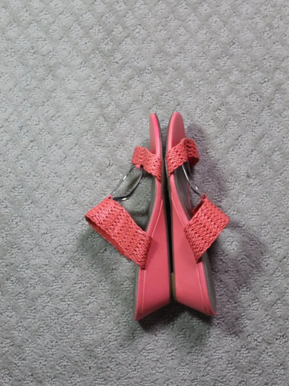 Amelia Grace Size 8.5M Bright Coral Woven Mesh Strappy Low Wedge Sandals